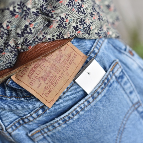 Levi's Rare Vintage 501 mom jean shorts NWT - Picture 3 of 11